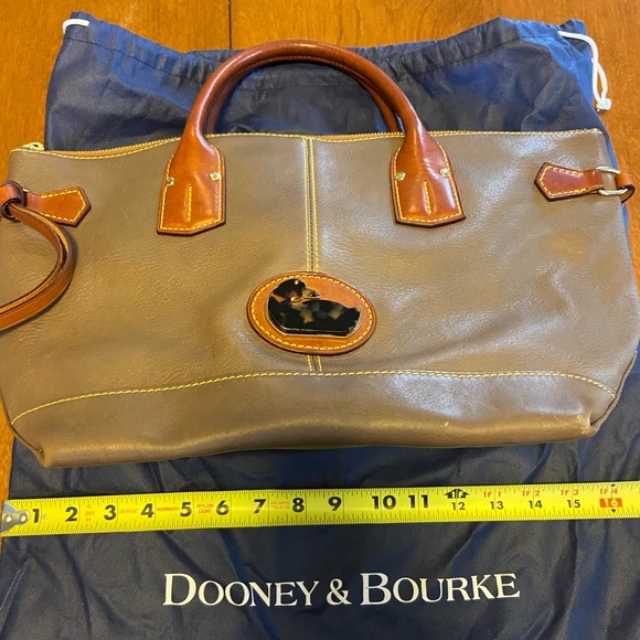 Dooney & Bourke one of a kind purse - Picture 6 of 10